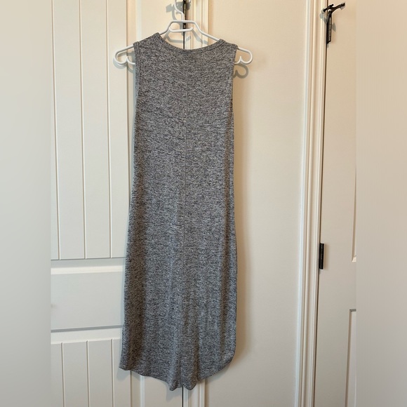 Joe Fresh stretchy midi dress - size M - Picture 2 of 3